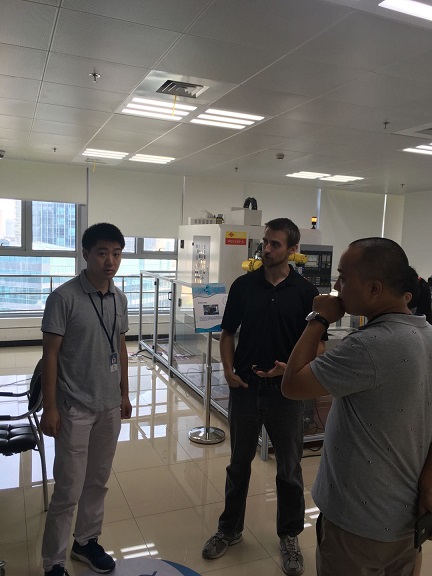 公司外籍客户前来参观